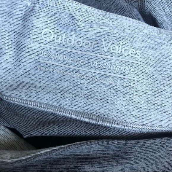 Outdoor Voices 7/8 Tri Color Leggings Gray Small - Picture 7 of 7